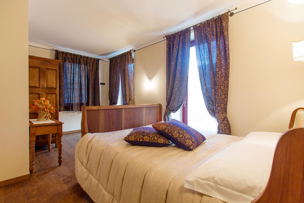 A' La Table Du Sommelier Chambres D Hotes & Restaurant Saint-Vincent Cameră foto